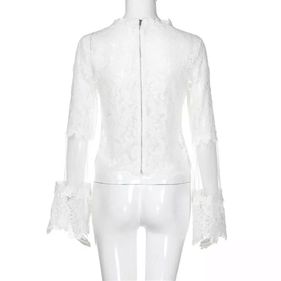 💕Sale💕Gracie Lace bell sleeve top - Picture 6 of 8